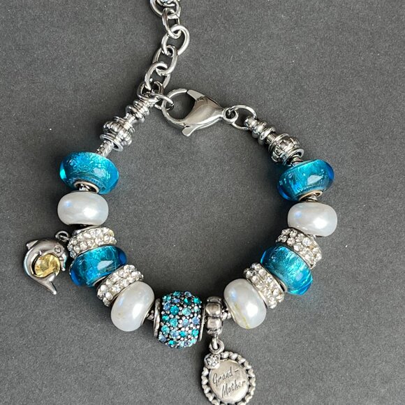 Pandora style Charm Bracelet Lampwork Beads Silvertone Grandmother - Picture 3 of 3